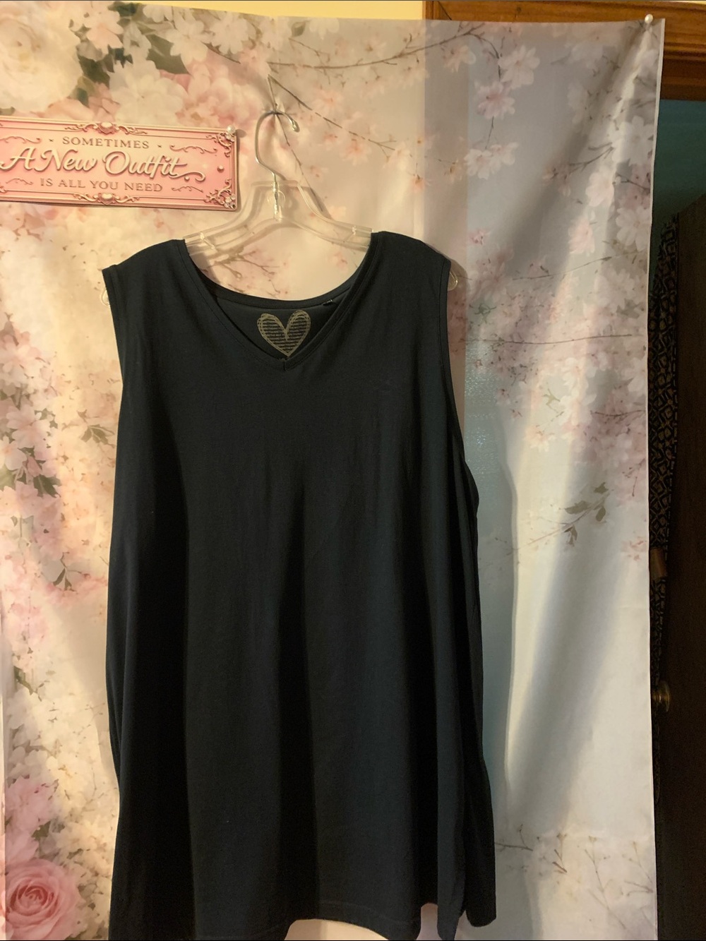 Women's Navy blue Sleeveless V-Neck Swing Tank Top